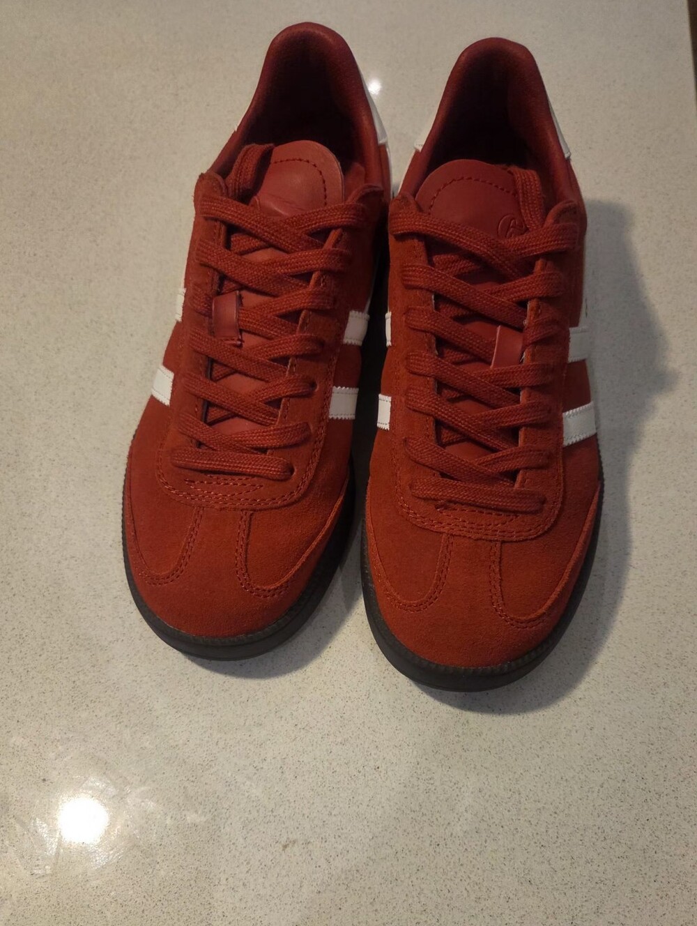 Gola [Men's] Red Suede Sneakers with White Side Stripes  Wms 8/8.5